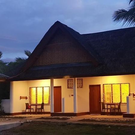 Divers Lodge Moalboal Buitenkant foto