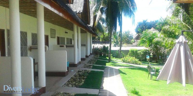 Divers Lodge Moalboal Buitenkant foto