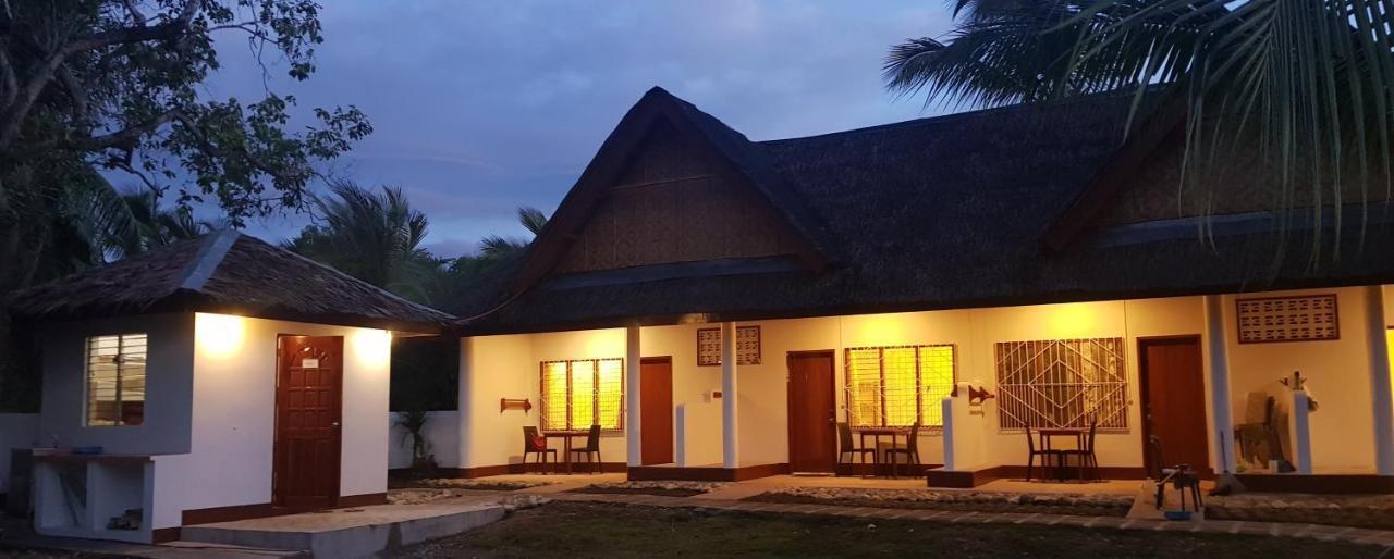 Divers Lodge Moalboal Buitenkant foto